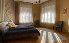 Ambrozia Apartman