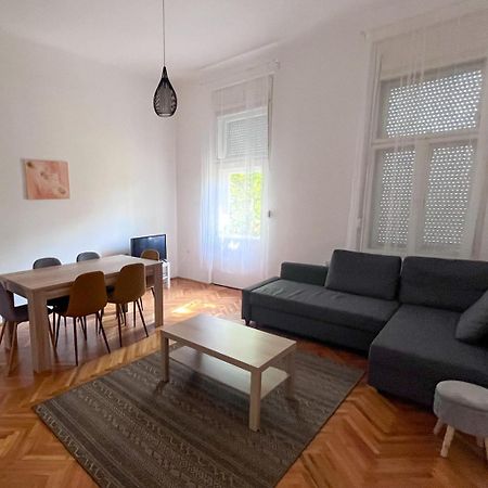 Ambrozia Apartman Erlau Exterior foto